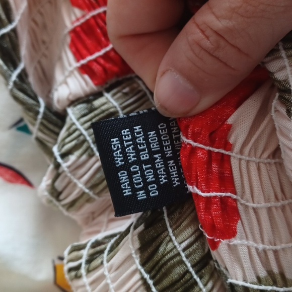 Favant Hawaii Tropical print dress, elastic bodice size medium/large - Picture 8 of 8